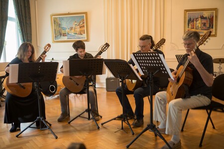 Kitarski ansambel Svarun